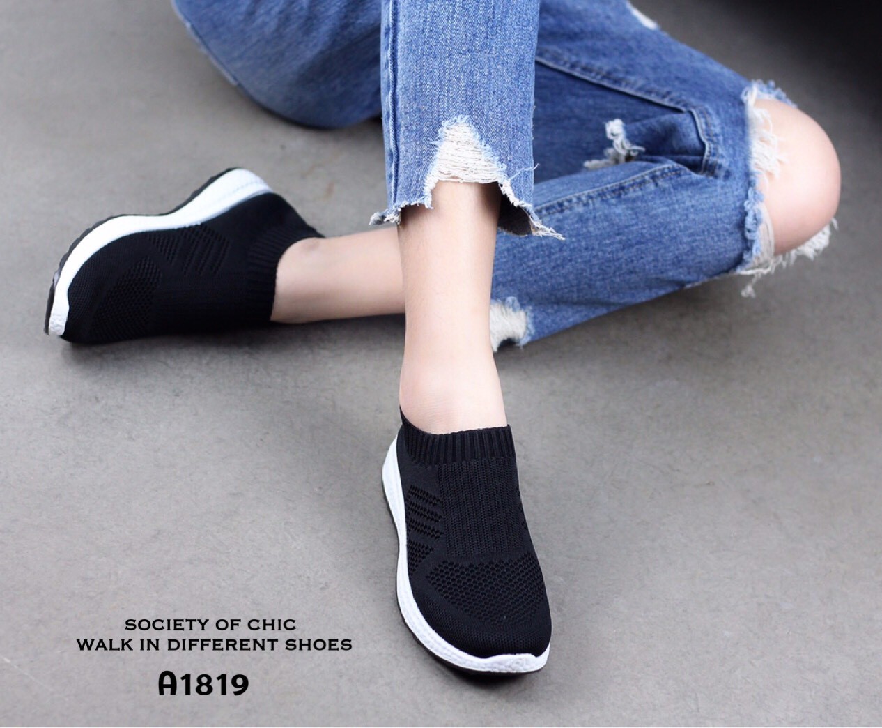 รองเท้าผ้าใบผ้านิ่มขอบถุงเท้า (สีขาว)