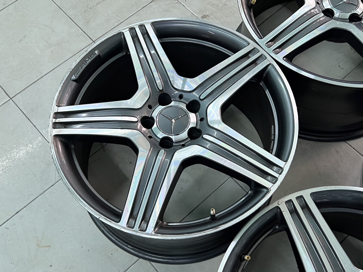 ล้อเบนซ์แท้ AMG ST-7 CLS63 19" CL219 สภาพสวย