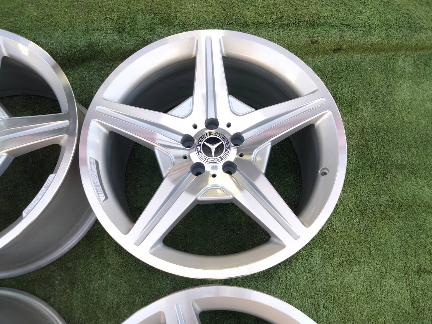 ล้อแท้ AMG 5 spoke. R230 19 นิ้ว