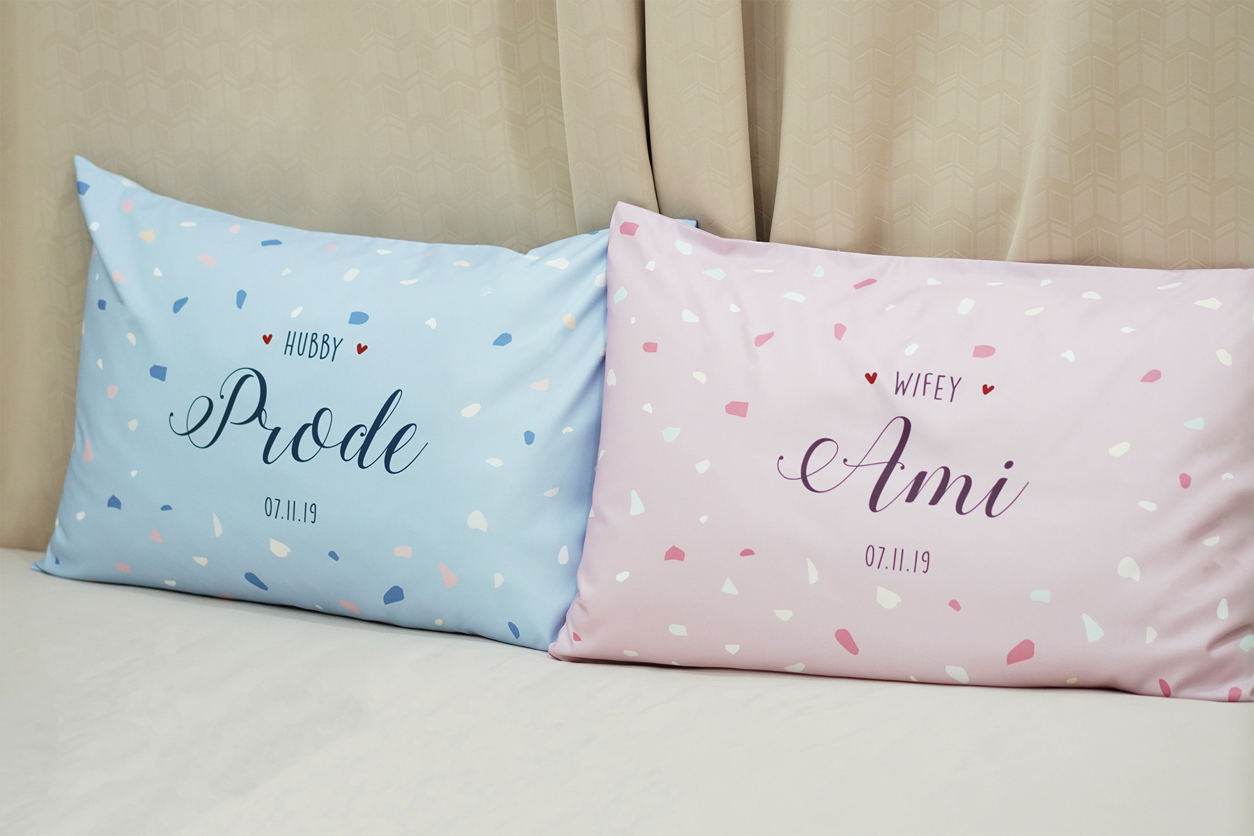 ปลอกหมอนหนุนคู่ พิมพ์ลายเต็มผืน Terrazzo - Pink&Blue
