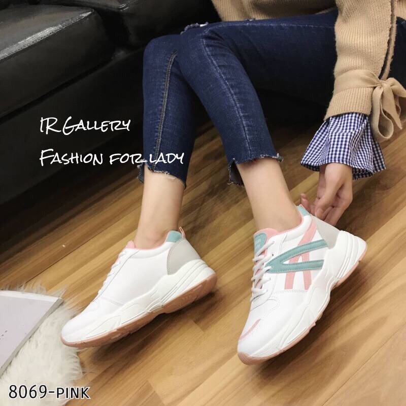 รองเท้าผ้าใบทรง Sportแต่งลายพาสเทล (สีชมพู)