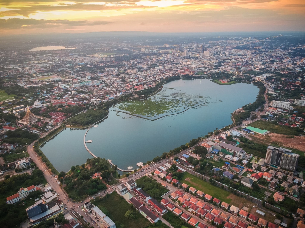 ขายโรงแรม 3 ดาว ขนาด 76 ห้อง ใจกลางเมืองขอนแก่น ใกล้บึงแก่นนคร