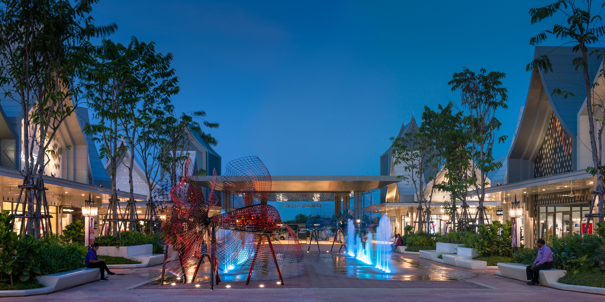 ยกระดับธุรกิจของคุณ ด้วยออฟฟิศสุดพรีเมียม ทำเลศักยภาพ ใกล้สนามบินสุวรรณภูมิ ที่ "เซ็นทรัล วิลเลจ - ลักชัวรี่ เอาท์เล็ต กรุงเทพฯ | Central Village - Bangkok Luxury Outlet."