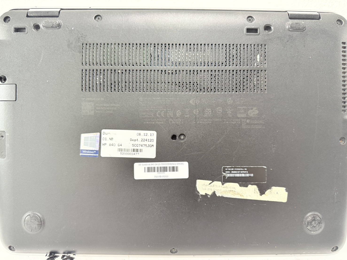 โน๊ตบุ๊ค HP EliteBook 840 G4 (i5-7300U/8GB/M.2 256GB) ไม่มี Adapter ไม่มีแบต จอ Bright ขอบยางเสื่อม