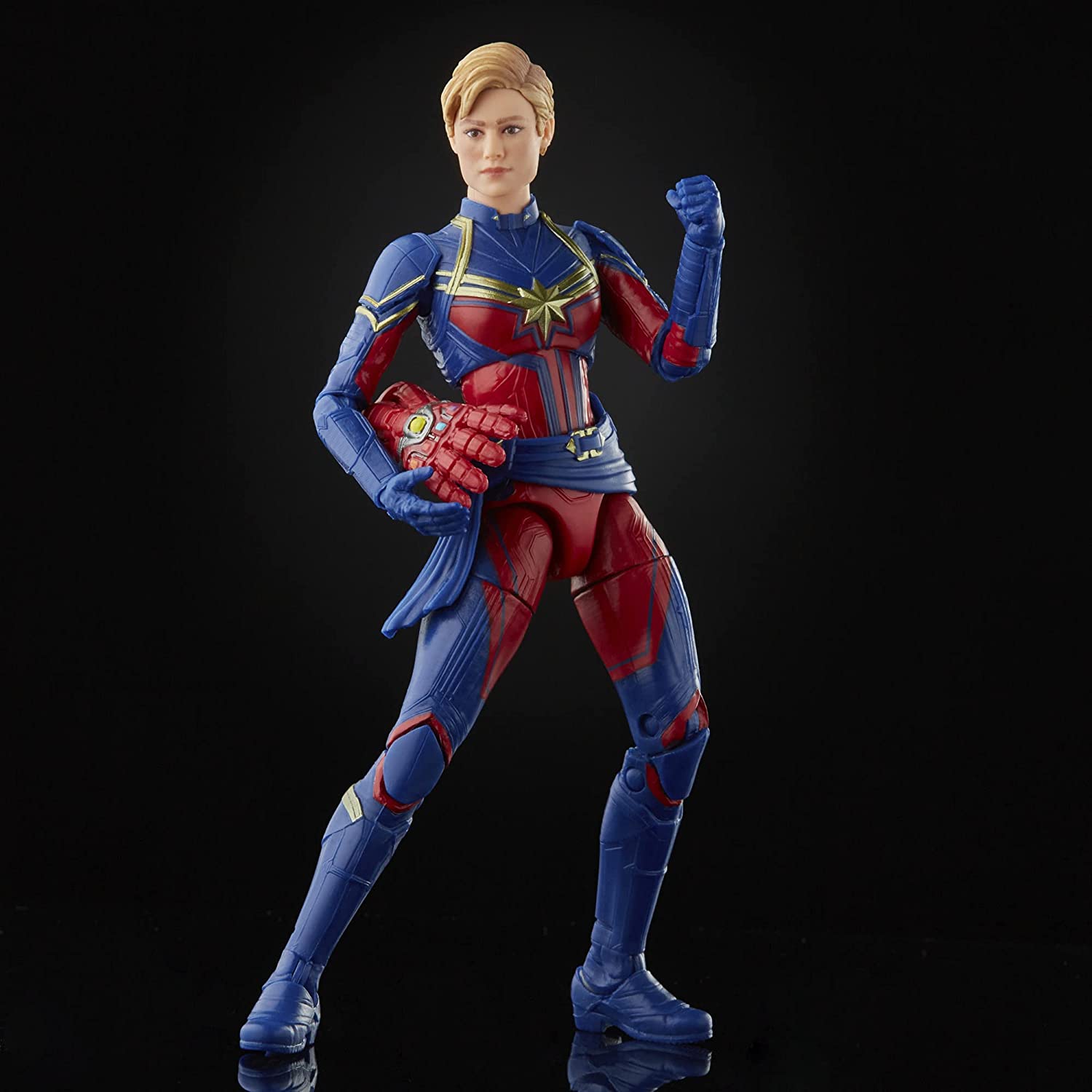 Hasbro Marvel Legends Series Captain Marvel and Rescue Armor Avengers Infinity Saga 6-inch Scale Figure (Amazon Exclusive) ฮาสโบร มาร์เวล เลเจนด์ หุ่นโมเดลฟิกเกอร์ กัปตัน มาร์เวล และ เรสคิวท์ ขนาด 6 นิ้ว ลิขสิทธิ์แท้
