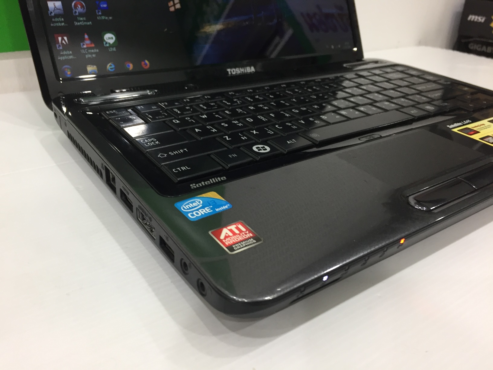 TOSHIBA Satellite L645