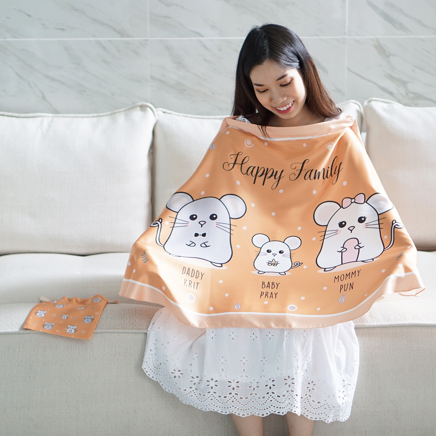 ผ้าคลุมให้นม สั่งทำใส่ชือ ลาย Mini Mouse - Orange