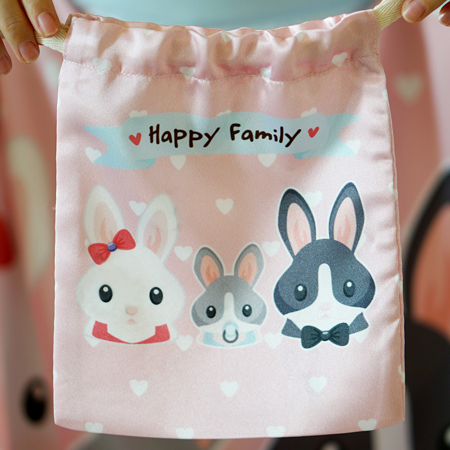 ถุงผ้าซาติน ลาย Rabbit Family สีชมพู