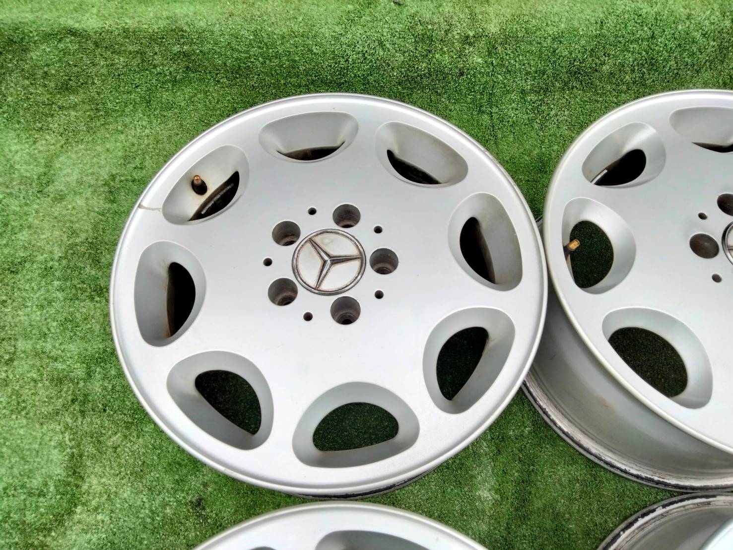 ล้อเบนซ์ 8ช่อง ล้อเดิม W210 ขอบ 16"