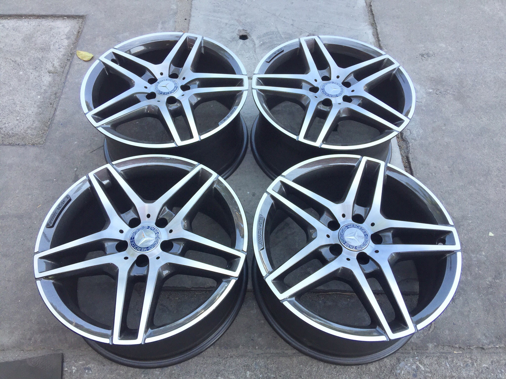 ล้อแท้ AMG ST4 w212 facelift