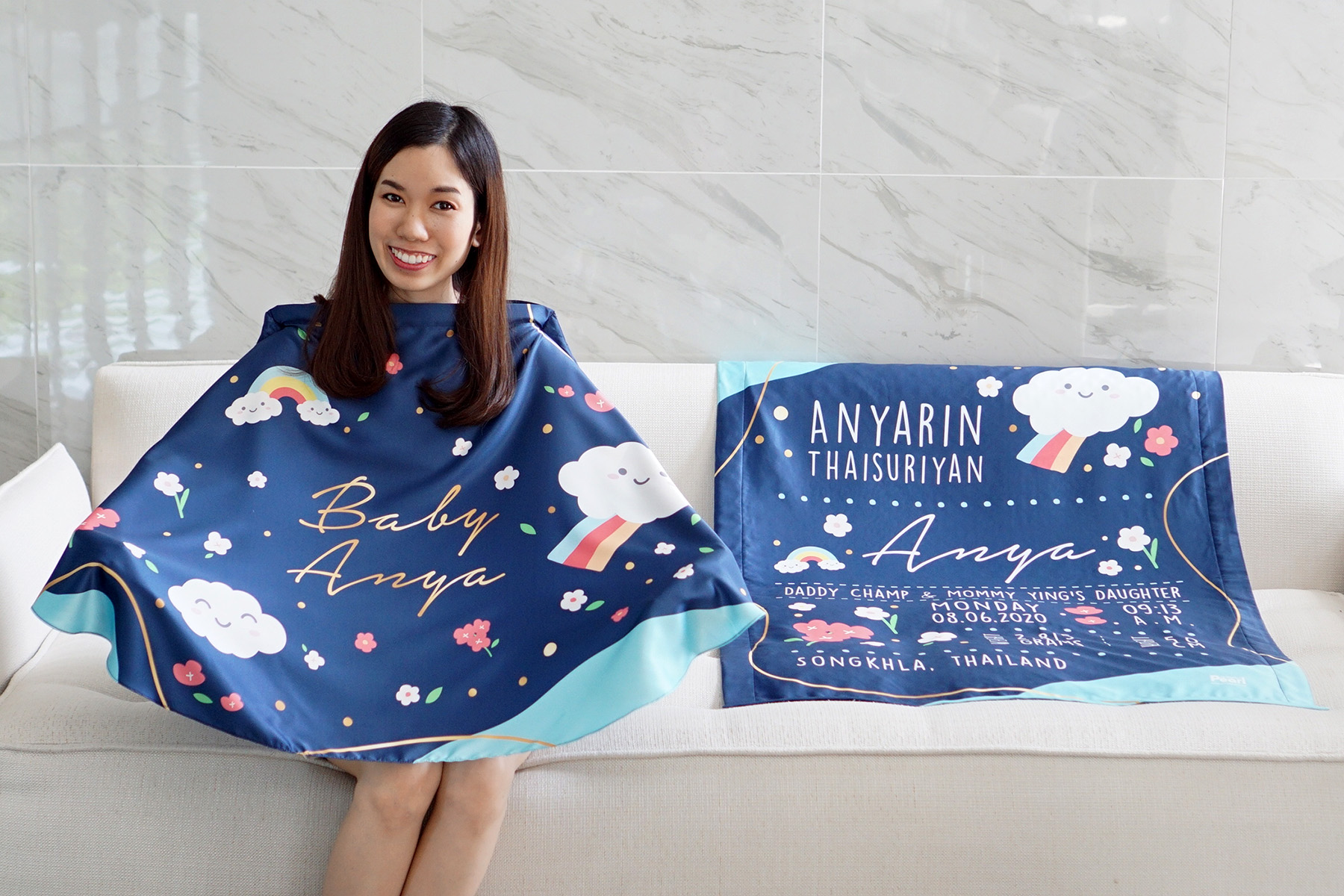 ชุดของขวัญเด็กแรกเกิด ผ้าคลุมให้นม + ผ้าห่มขนาด 75x100cm ลาย Flower and Rainbow - Navy