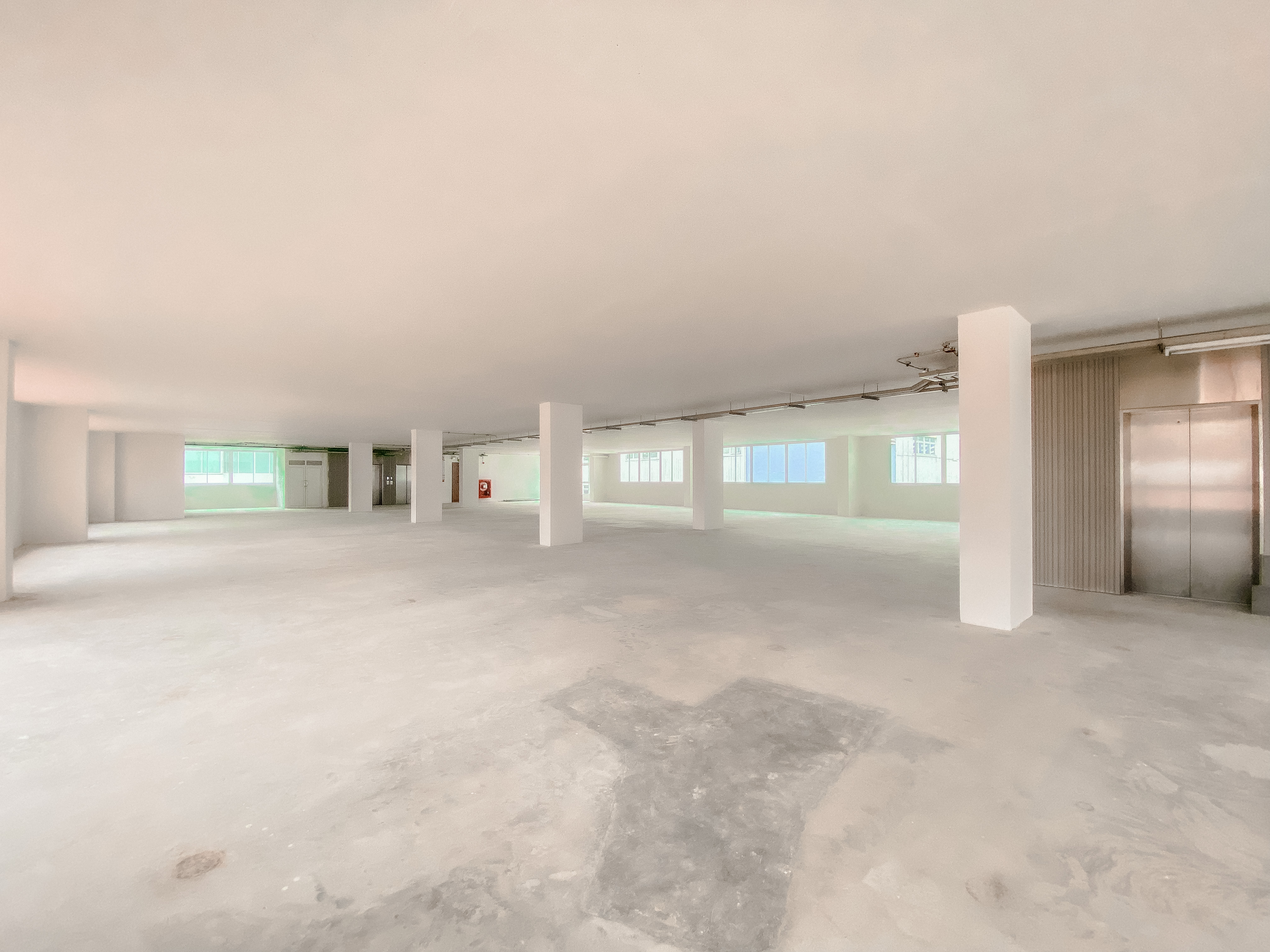 อาคารซิตี้ ลิงค์ ซี (City Link Building C) สำนักงานให้เช่าย่านประตูน้ำ กลางเมืองกรุงเทพฯ พร้อมมีพื้นที่เช่าเก็บของ