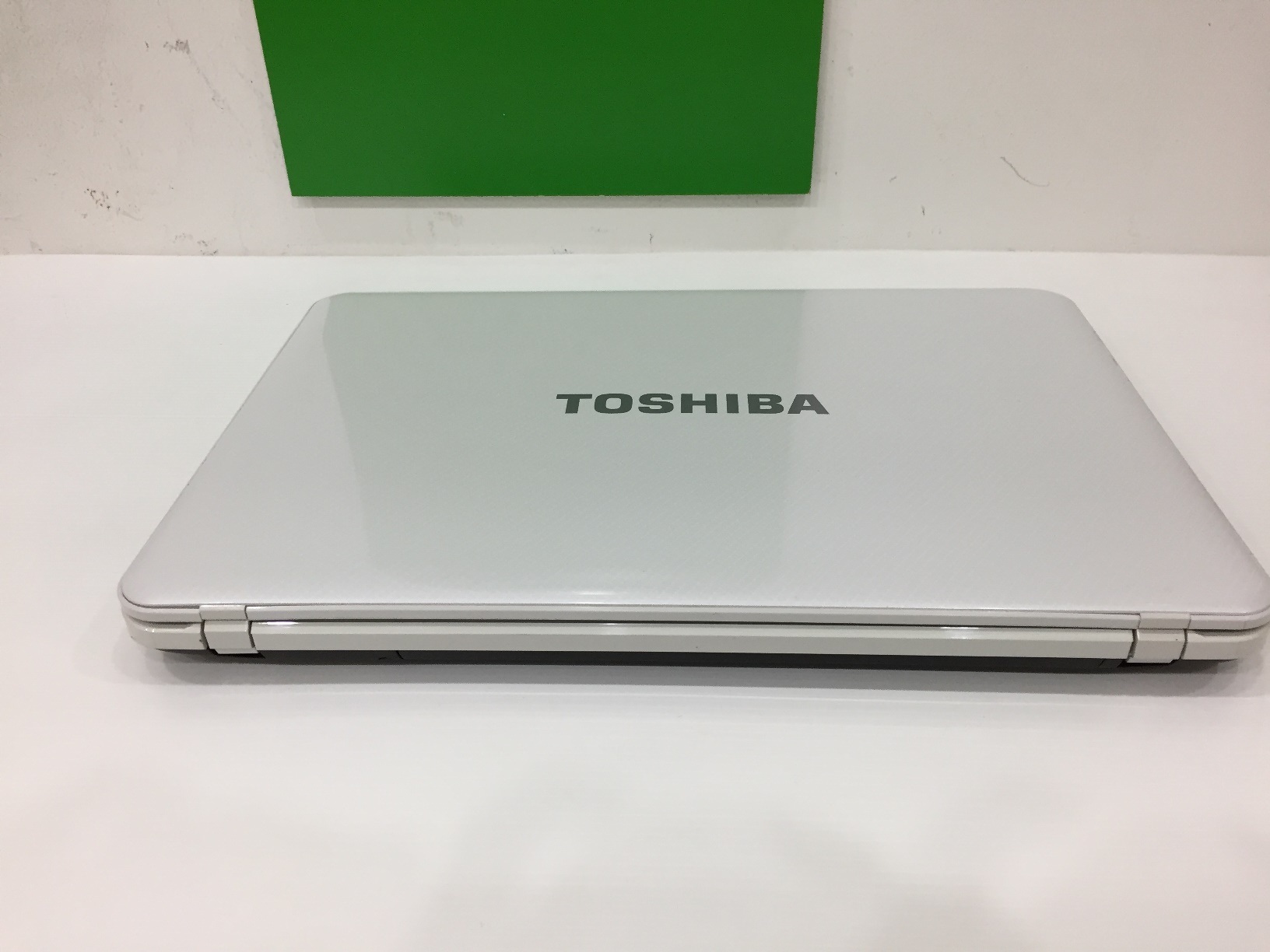 TOSHIBA Satellite M840-1068X
