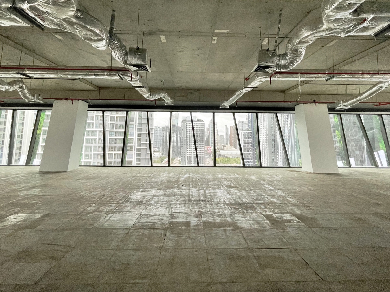 อาคารจี ทาวเวอร์ (G Tower) สำนักงานให้เช่า เกรดเอ ย่านพระราม 9 - รัชดาภิเษก ใกล้รถไฟฟ้า MRT พระราม 9 กรุงเทพฯ