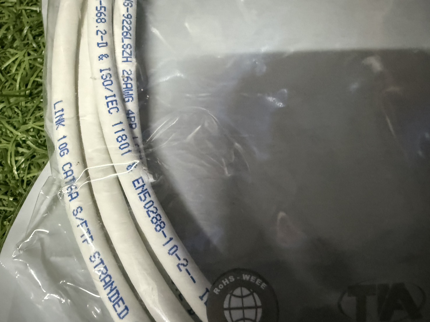 สายแลน Link SHIELD CAT 6A PATCH CORD LSZH 3M (US-5203SLZ-1) WHITE มี 345 เส้น ราคา 69 บาท