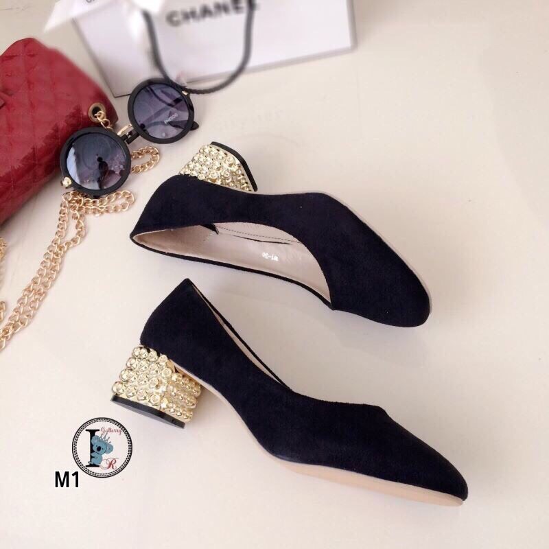 รองเท้าคัทชูหัวตัด Style MIUMIU (สีดำ)