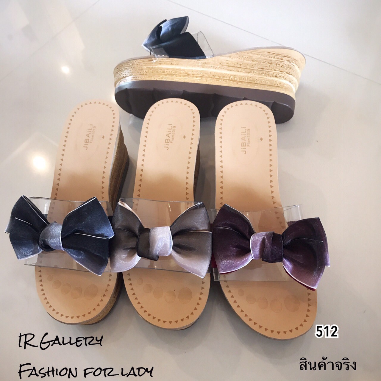 รองเท้าลำลองแต่งโบว์ (สีดำ)