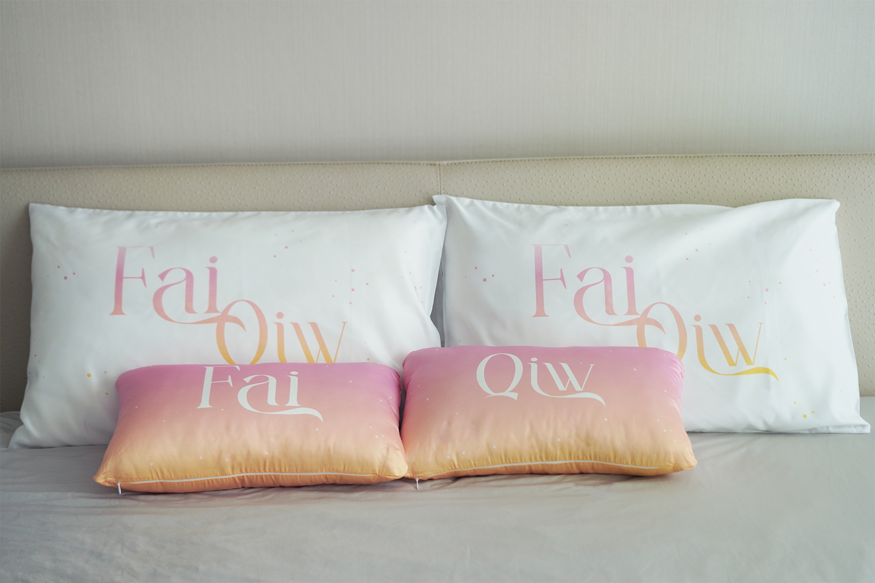 ชุดของขวัญแต่งงาน ปลอกหมอนคู่+หมอนอิง 2 ใบ ลาย Gradient - Pink Yellow