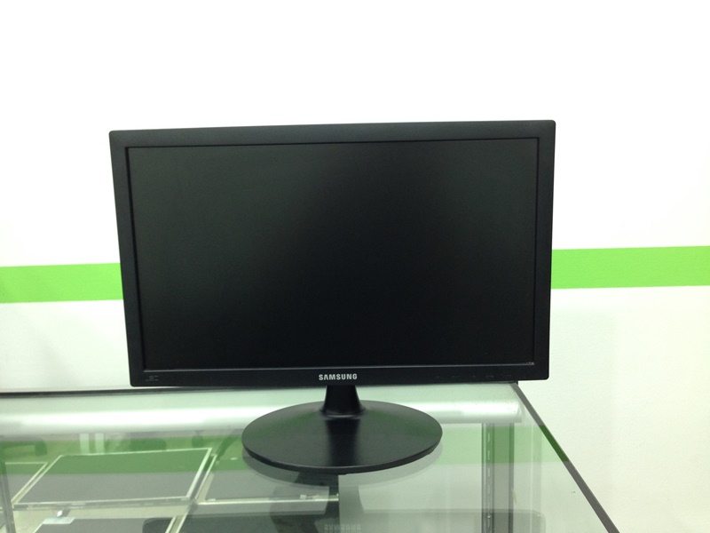 Samsung LED S19C170B