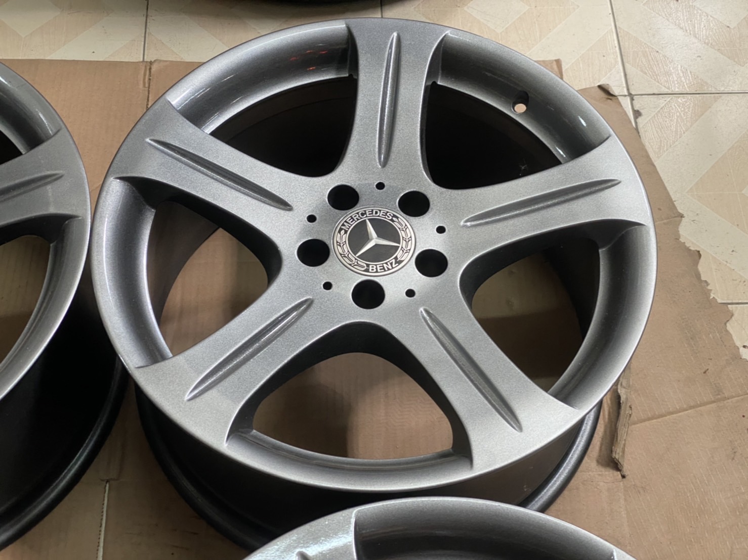 ล้อเบนซ์แท้ BENZ CLS 18" 5 ก้านแอ่นๆ