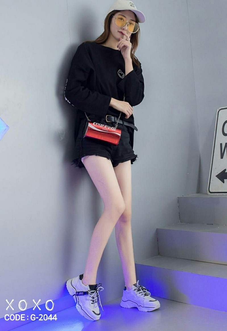 รองเท้าผ้าใย Sportแต่งป้าย (สีดำ)