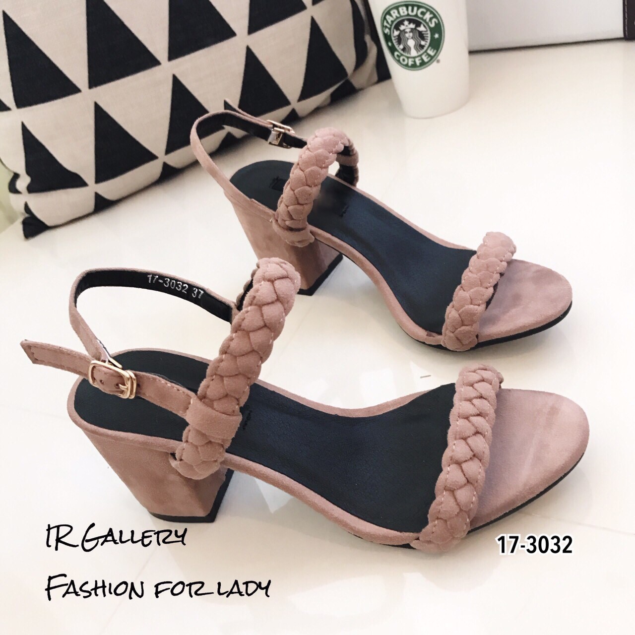 รองเท้าส้นตันถักเปีย (สีชมพูนู้ด)