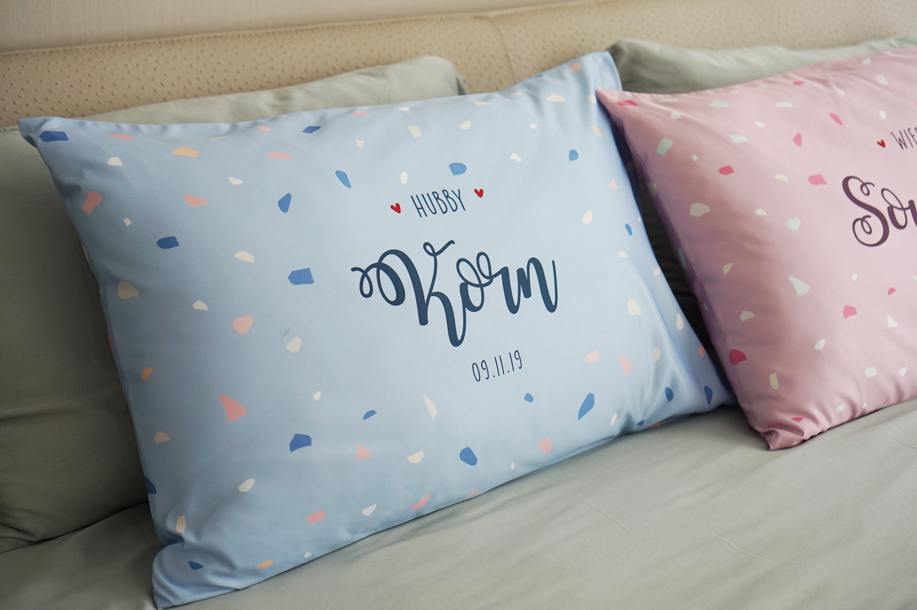 ปลอกหมอนหนุนคู่ พิมพ์ลายเต็มผืน Terrazzo - Pink&Blue