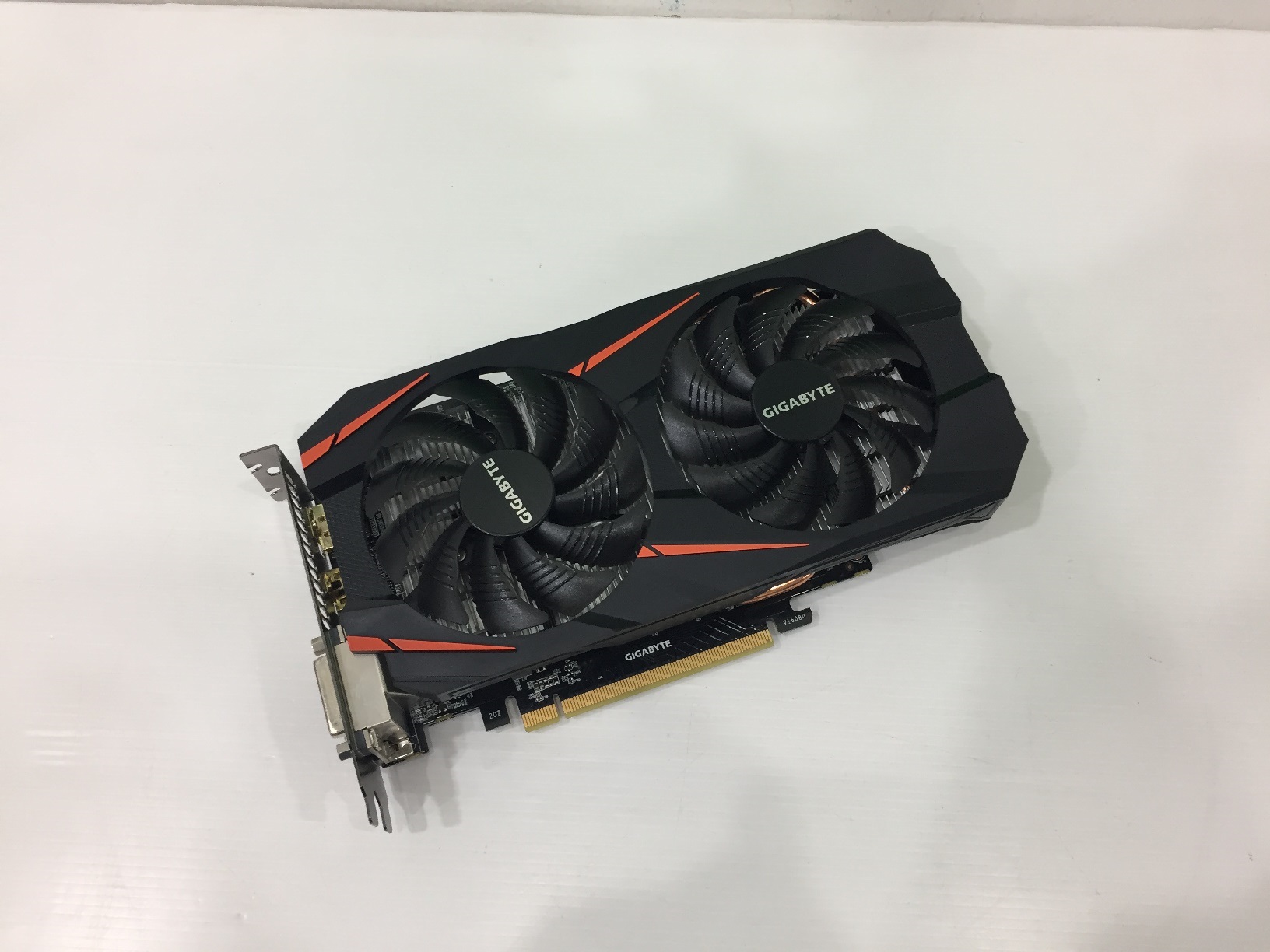 GIGABYTE Windforce GTX1060 OC 6Gb. Synnex07/2020
