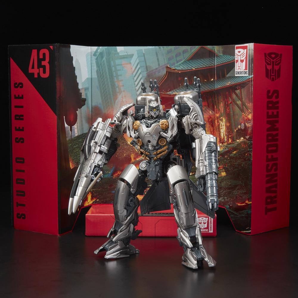 Hasbro Transformers Studio Series 43 Voyager Class KSI Boss Action Figure 6.5 Inch ฮาสโบร ทรานสฟอเมอร์ส สตูดิโอ ซีรีย์ส 43 วอยเอเจอร์ คลาส หุ่นยนต์เคเอสไอ บอส 6.5 นิ้ว ลิขสิทธิ์แท้
