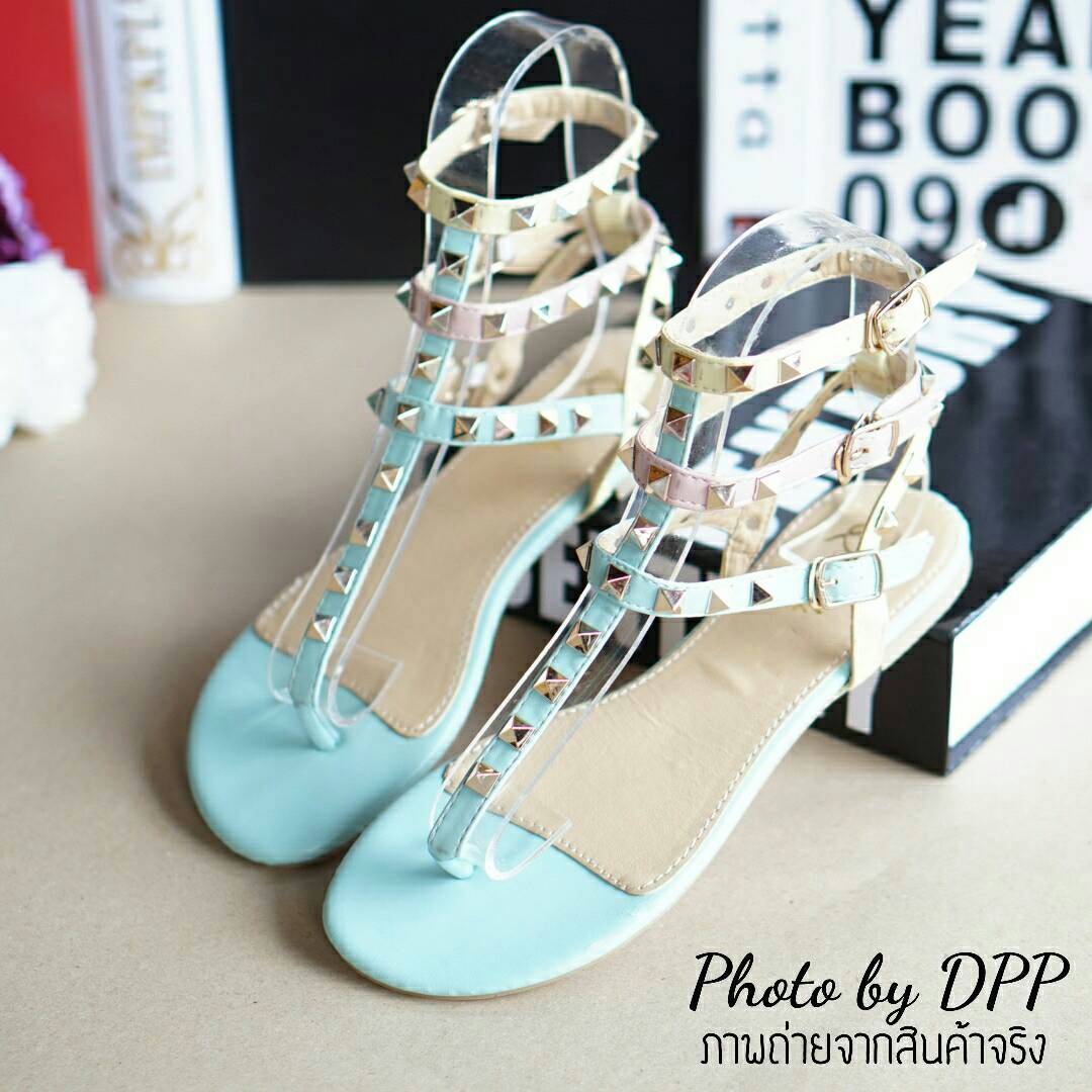 พร้อมส่ง : รองเท้าแตะรัดส้น Valentino pumps azure color rockstud (สีฟ้าอ่อน)