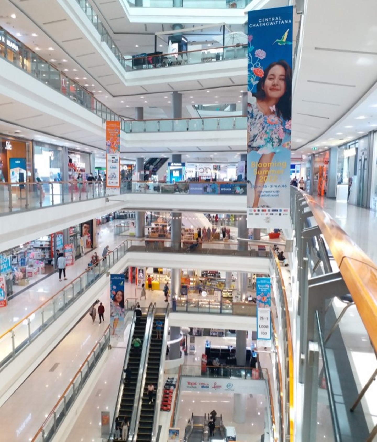 อาคารสำนักงานเซ็นทรัลพลาซา แจ้งวัฒนะ (Central Plaza Chaengwattana Office Tower) สำนักงานออฟฟิศให้เช่าย่านแจ้งวัฒนะ ปากเกร็ด นนทบุรี ใกล้สถานีรถไฟฟ้า MRT แจ้งวัฒนะ-ปากเกร็ด 28