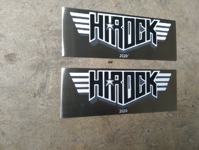 ป้ายสอตนเลสกัดกรด - HIROCK