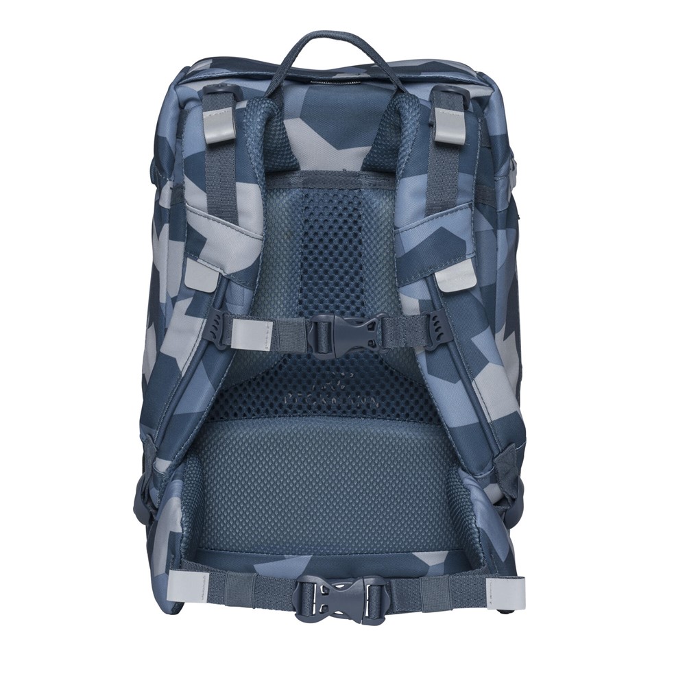 Classic 22L, Tiger Race