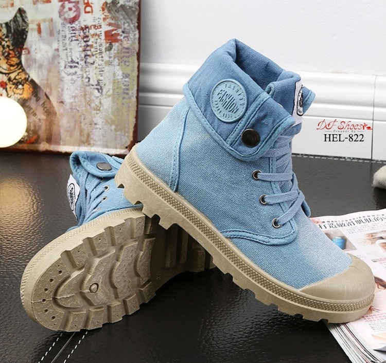 รองเท้าผ้าใบแคนวาสพับได้ (สีฟ้า)