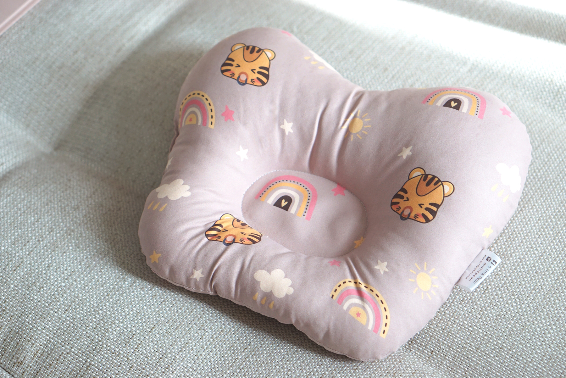 หมอนเด็ก หมอนหลุม Baby Pillow สั่งทำใส่ชื่อ ลาย Tiger - Moccha