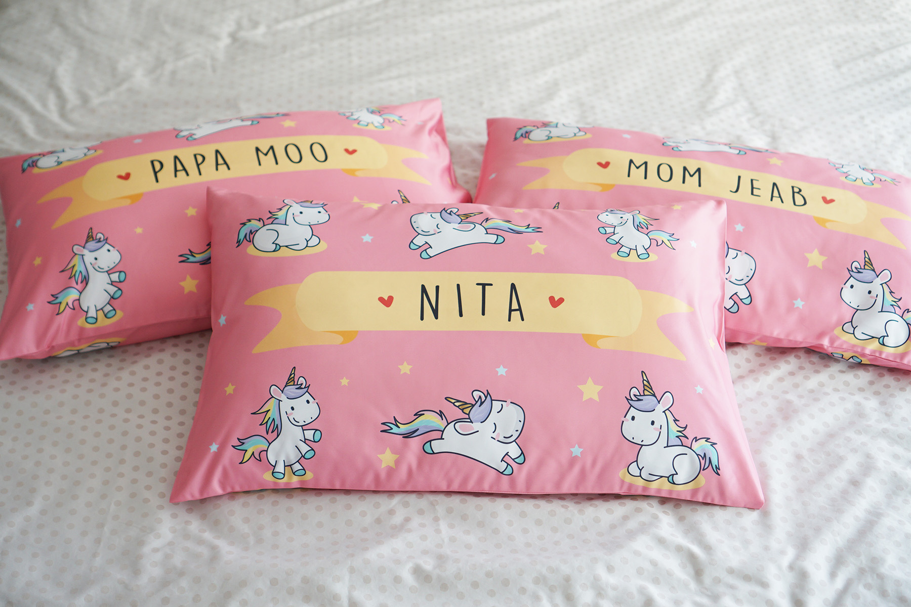 ปลอกหมอนหนุนคู่ พิมพ์ลายเต็มผืน Unicorn - Pink