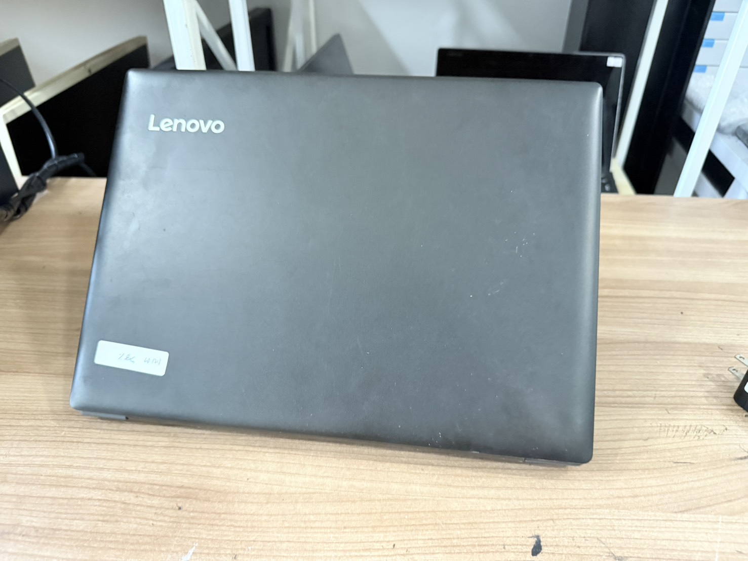 โน๊ตบุ๊ค Lenovo ideapad 330(A4-9125/4GB/HDD 500GB) + Adapter แบต 78%