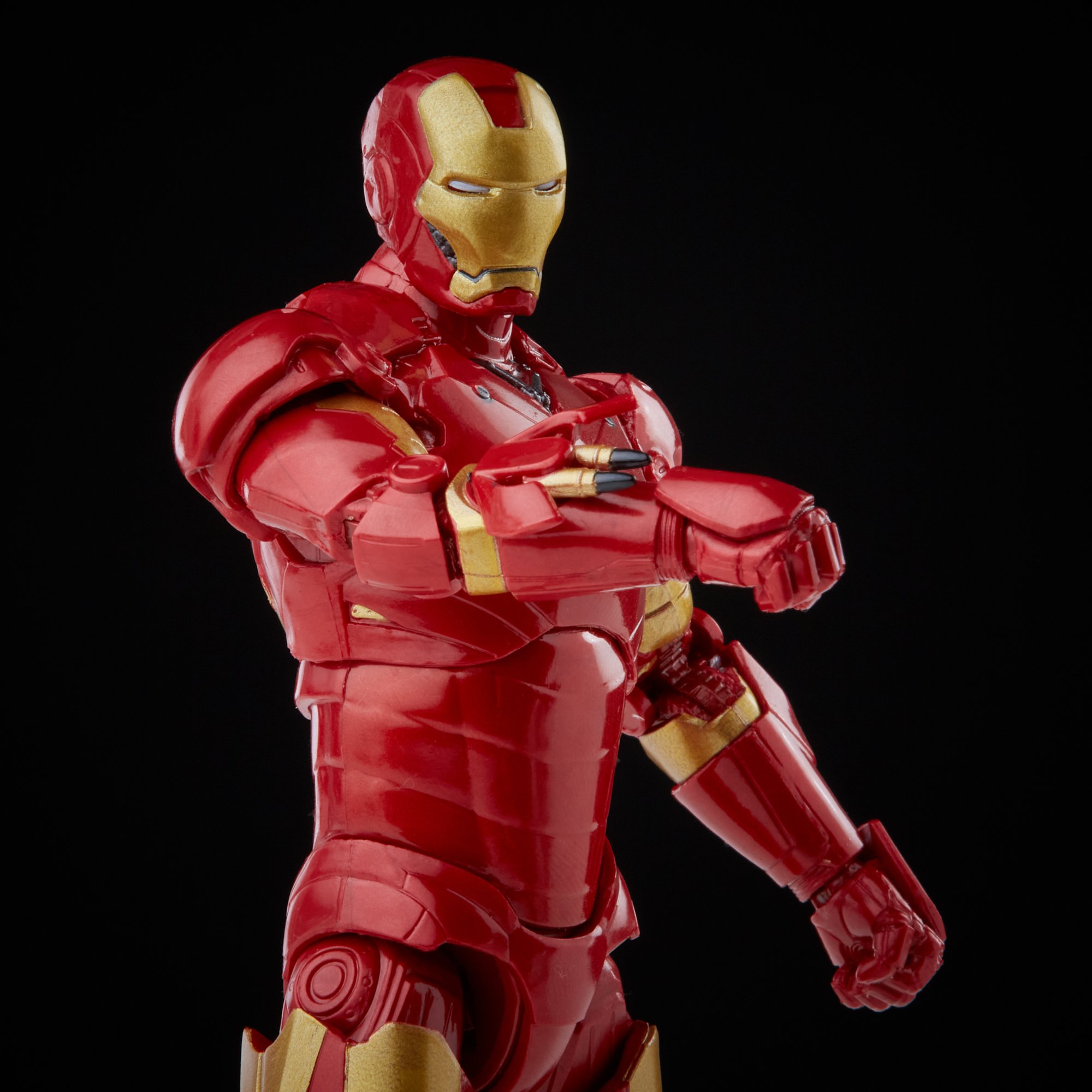 Hasbro Marvel Legends Series Iron Man Mark 3 Avengers Infinity Saga 6-inch Scale Figure ฮาสโบร มาร์เวล เลเจนด์ หุ่นโมเดลฟิกเกอร์ ไอรอนแมน มาร์ค3 ขนาด 6 นิ้ว ลิขสิทธิ์แท้