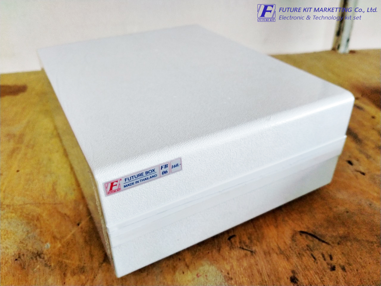 FutureBox FB06 กล่องอินสทรูเมนต์