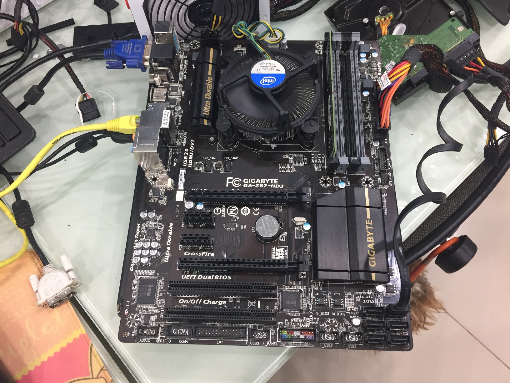 GIGABYTE GA-Z87-HD3