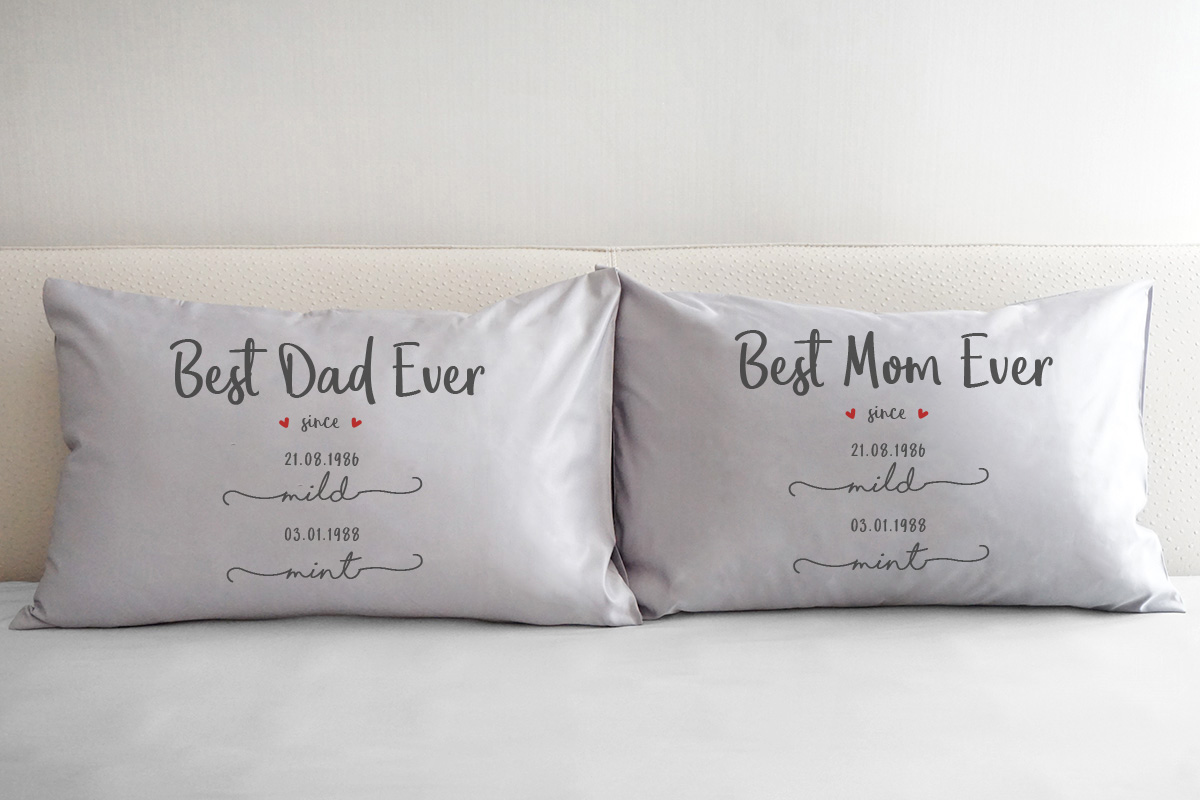 ปลอกหมอนหนุนคู่ สีเทา Best Dad & Mom