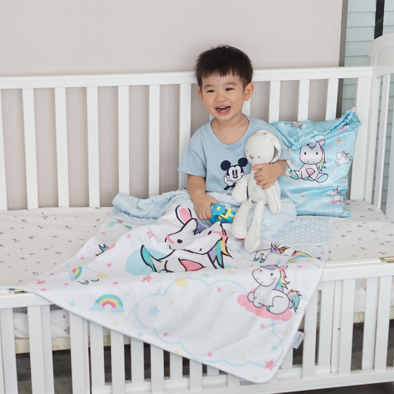 ผ้าห่ม Minky 75x100cm พร้อมส่ง ลาย Unicorn