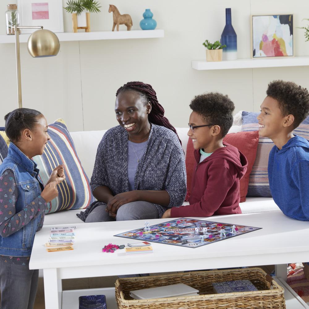 บอร์ดเกมส์ แบรนด์ Hasbro Monopoly Transformers Edition โมโนโพลี่ ทรานสฟอเมอร์ส รุ่น F1660