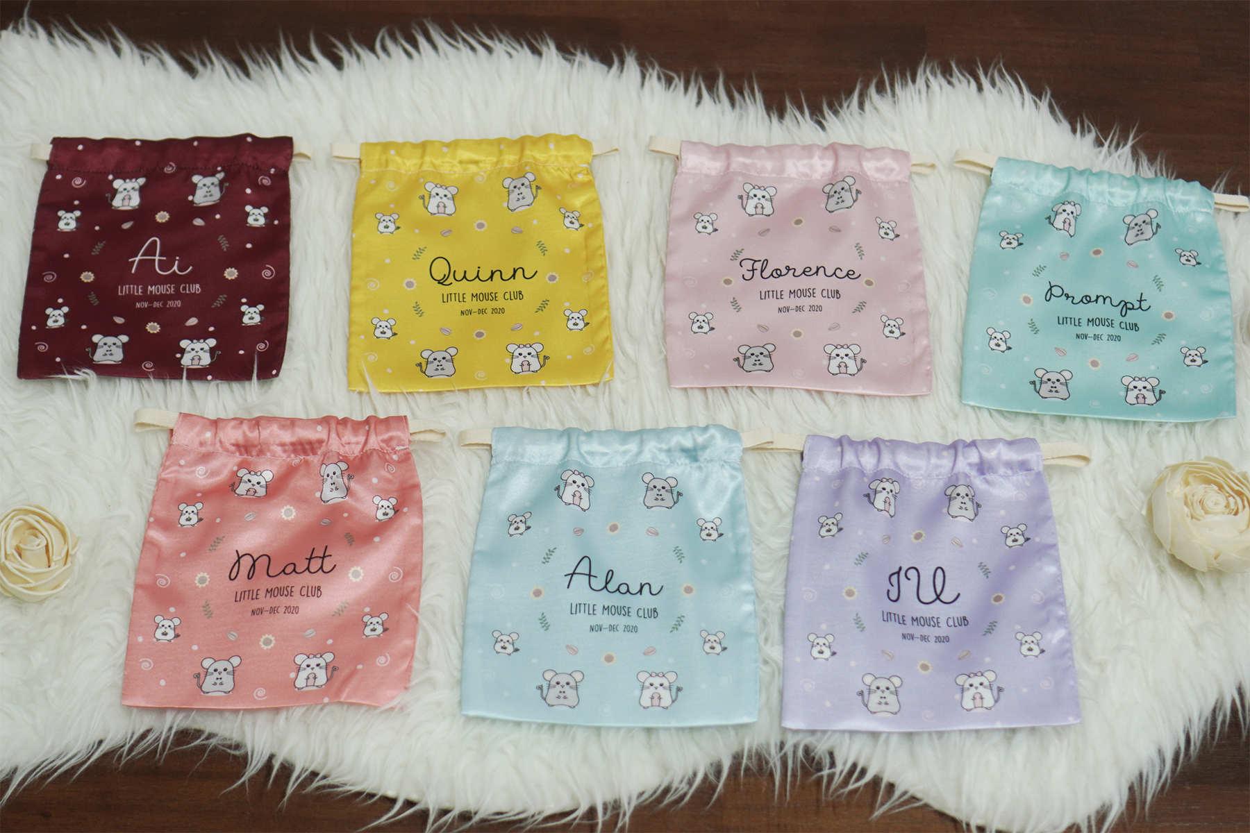 ของขวัญพรี่เมี่ยม ถุงผ้าซาติน ลาย Mini Mouse (ขั้นต่ำ 10 ชิ้น)