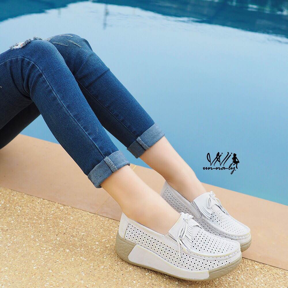 รองเท้า Moccasin ฉลุลาย (สีบานเย็น)