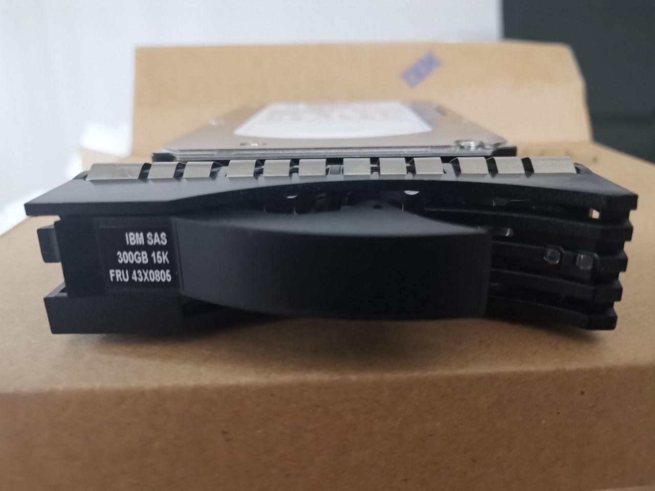 SAS IBM 300GB SAS 15K 3.5 Hot Swap 43X0802 43X0805 ใหม่ พร้อมกล่อง มาพร้อม Tray