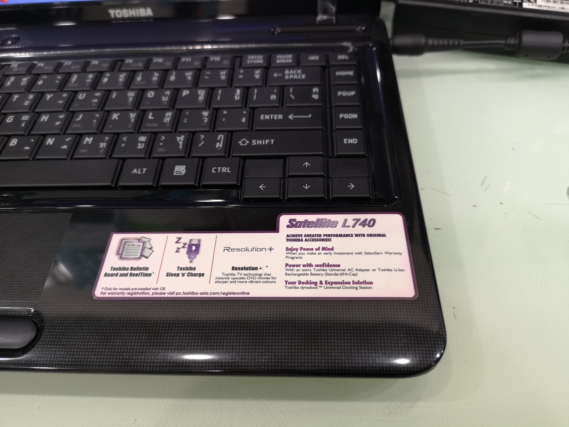 TOSHIBA Satellite L740