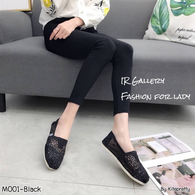 รองเท้าลูกไม้ลายดอก Style Toms (สีขาว)