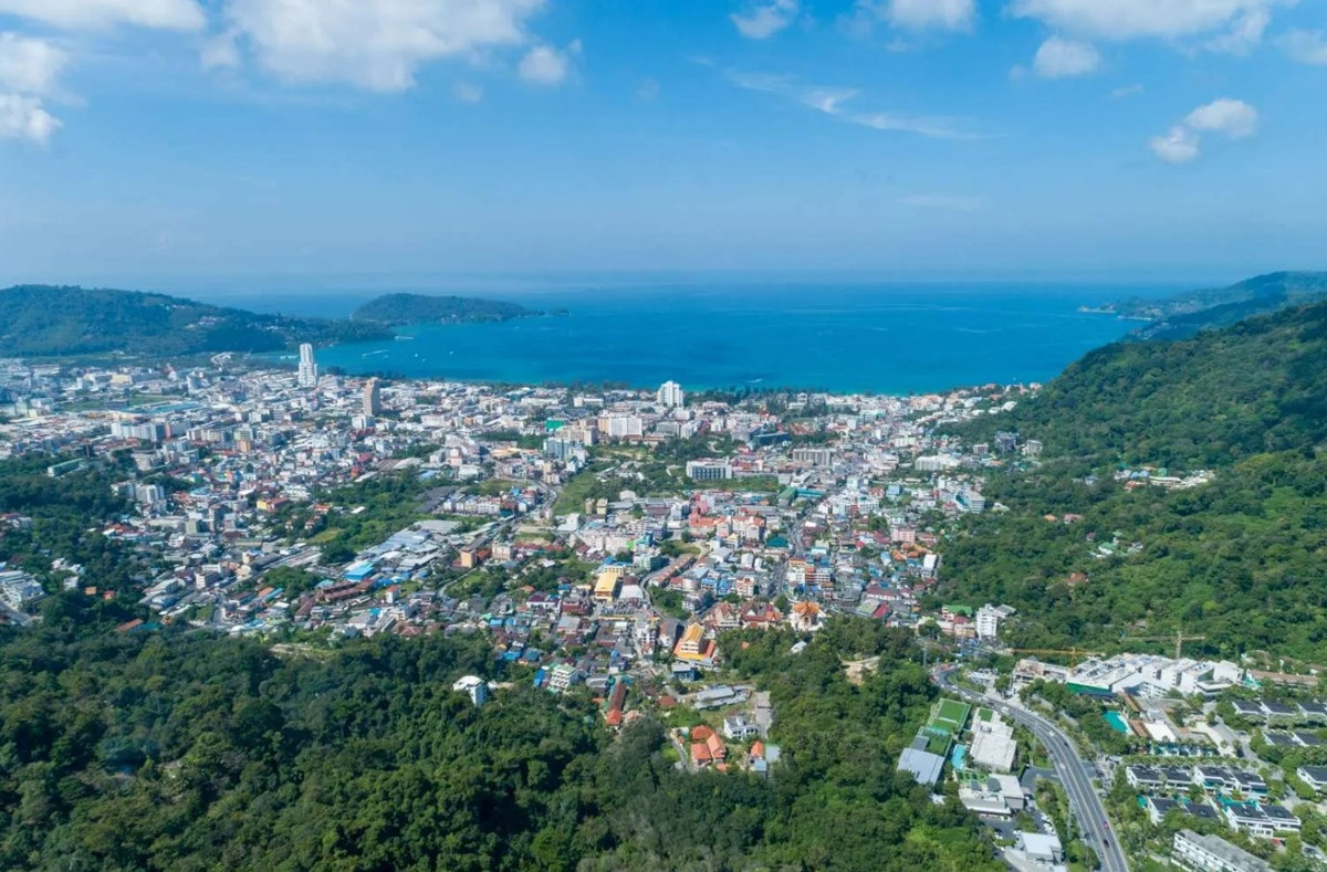 ขายโรงแรม 4 ดาว ขนาด 119 ห้อง ใกล้หาดป่าตอง จ.ภูเก็ต