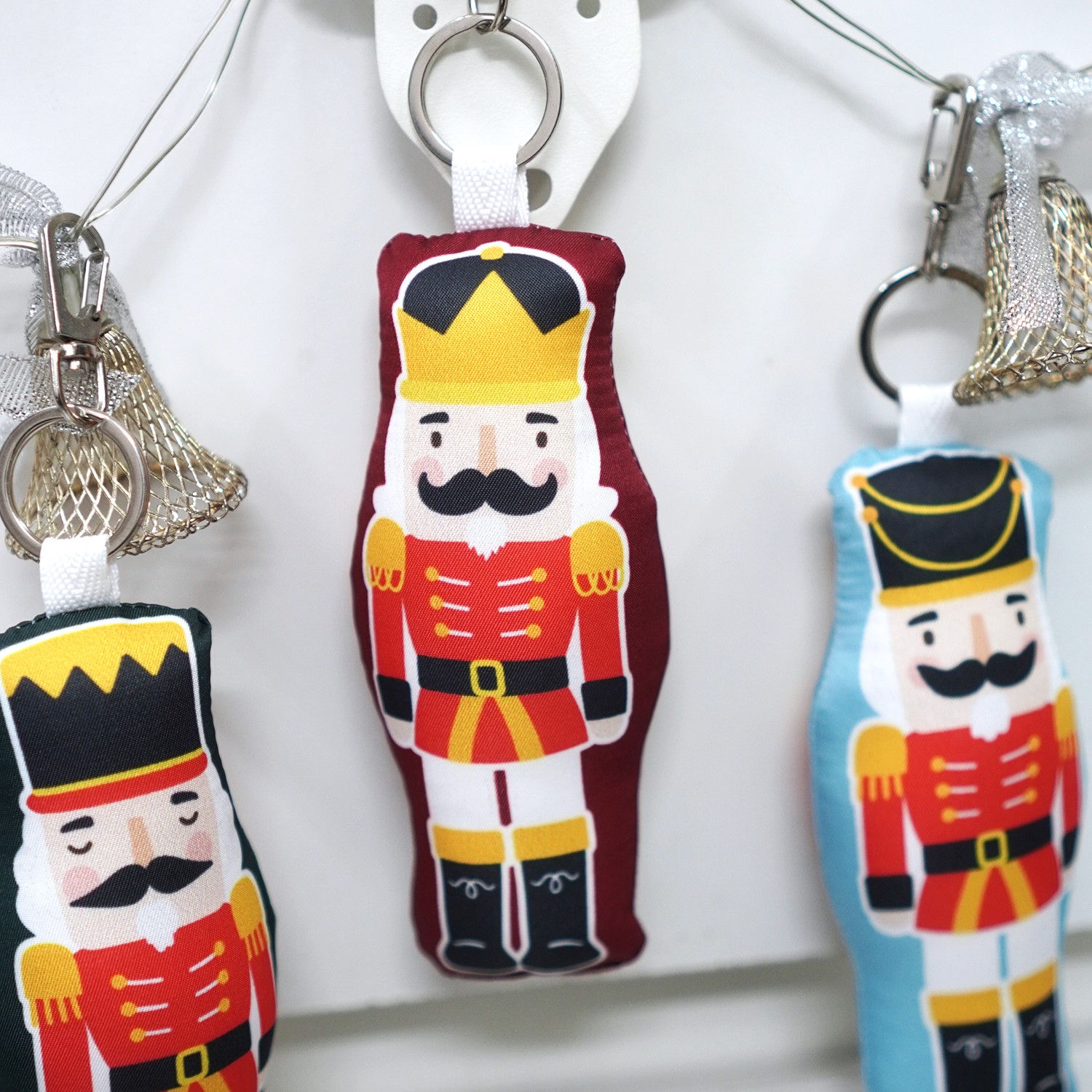 พวงกุญแจพร้อมส่ง ลาย Nutcracker - Red